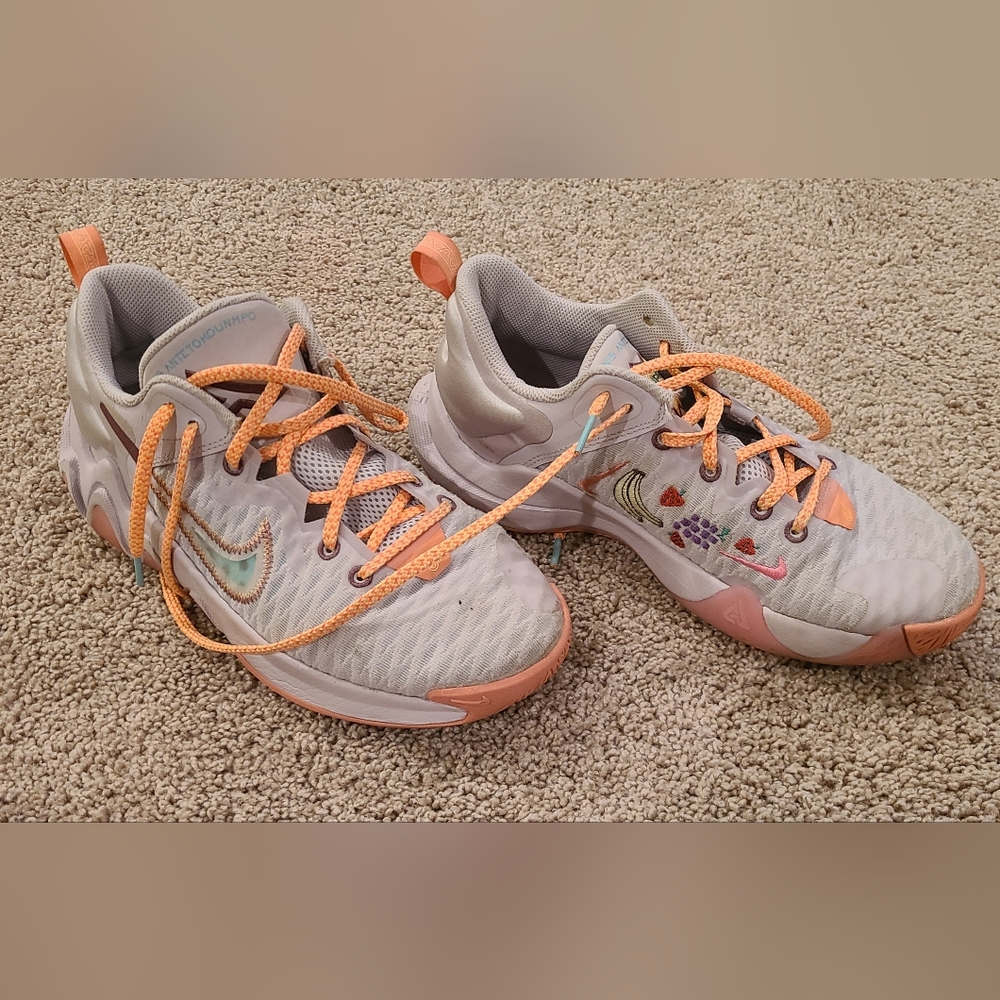 Nike Giannis Immortality Force Field 2021 - Size 6Y